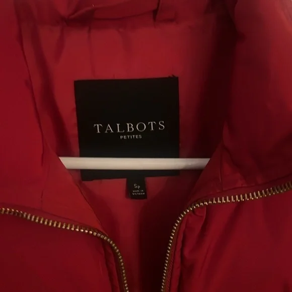 TALBOTS petites red puffer vest. Size small petite - Picture 2 of 5